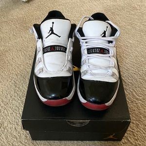 Jordan 5 Retro Low Size 2 *needs new laces*